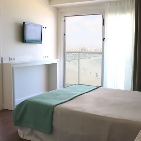Hotel Golden Donaire 4*