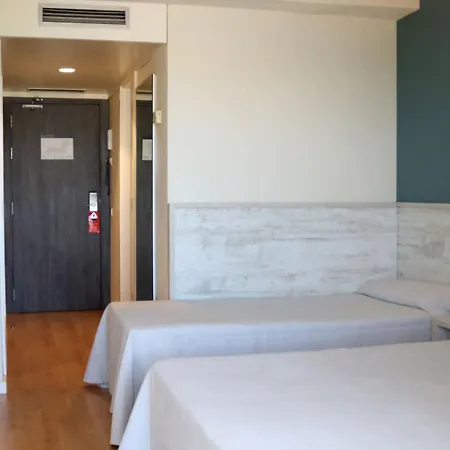 Golden Donaire Hotel 4*