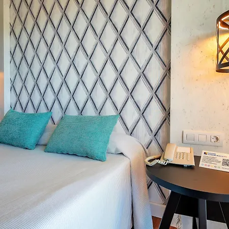 Golden Donaire Hotel 4*