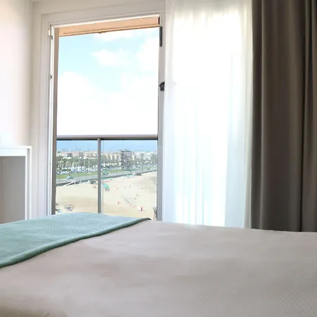 Golden Donaire 4 Sup Hotel