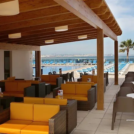 Golden Donaire Hotel