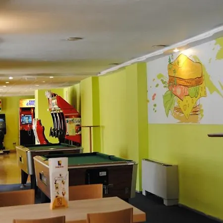 Golden Donaire Hotel La Pineda