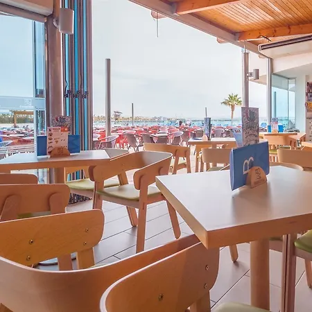 Hotel Golden Donaire 4 Sup 4*